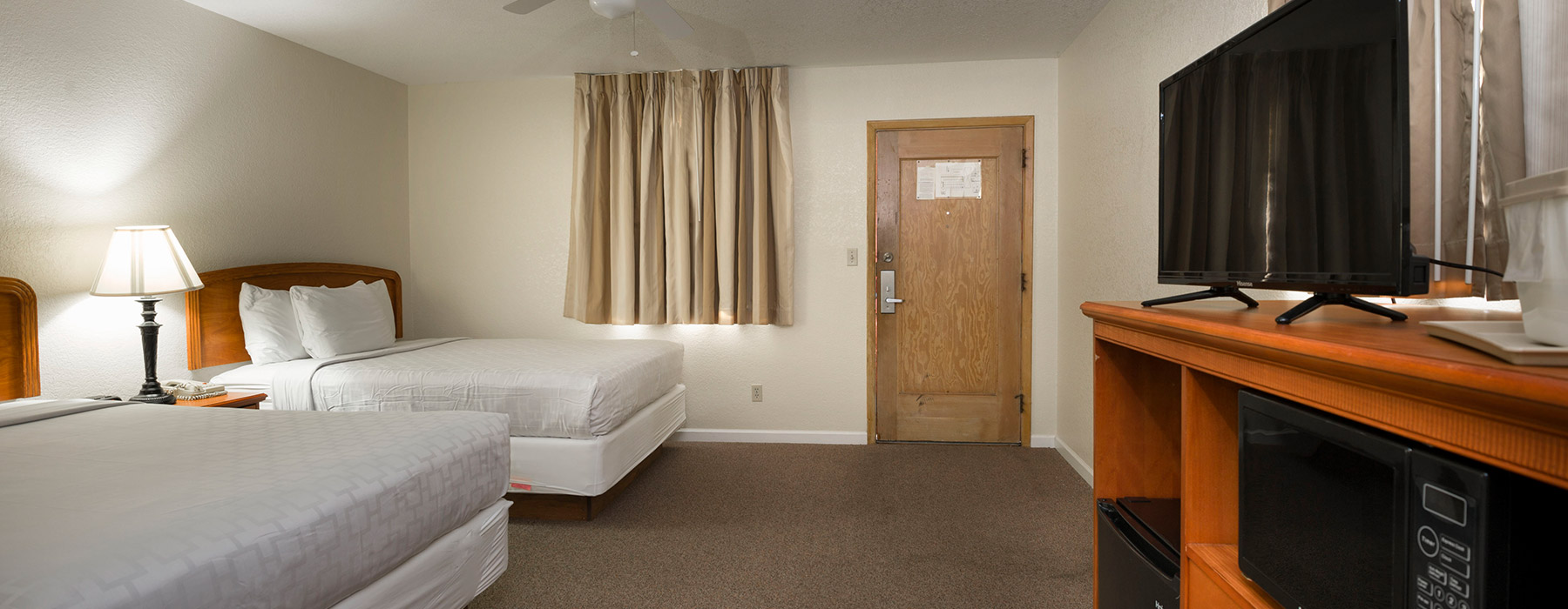 Double Queen Room at Belle Aire Motel Gatlinburg